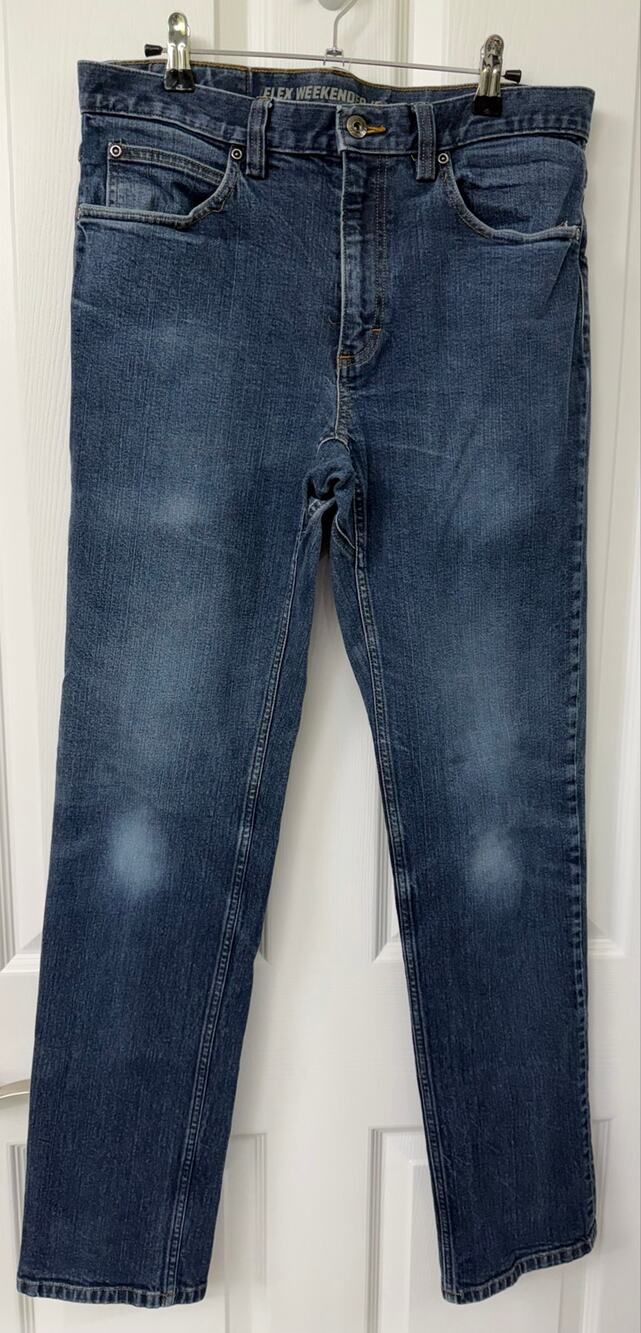 Duluth Men's jeans denim 32x34 TRIM FIT jeans Preloved